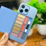 iPhone Eyeshadow Kit with Mirror - Image 2